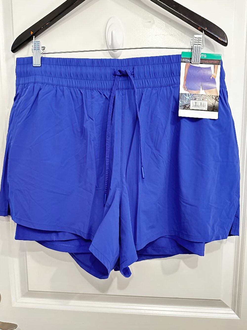 Women's Spyder Athletic Shorts Size xl NWT